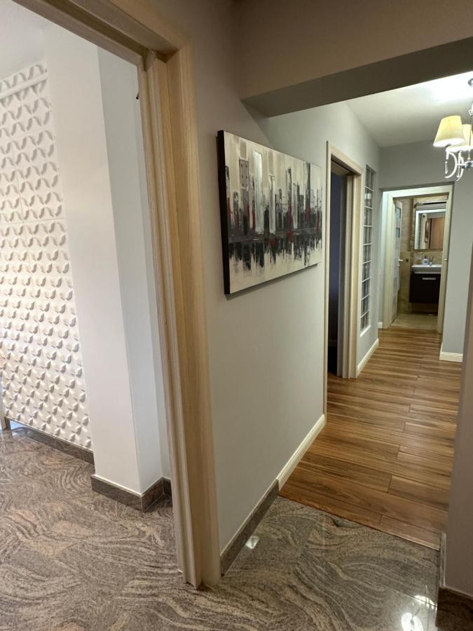 Page3 Apartament 트르고비슈테 외부 사진
